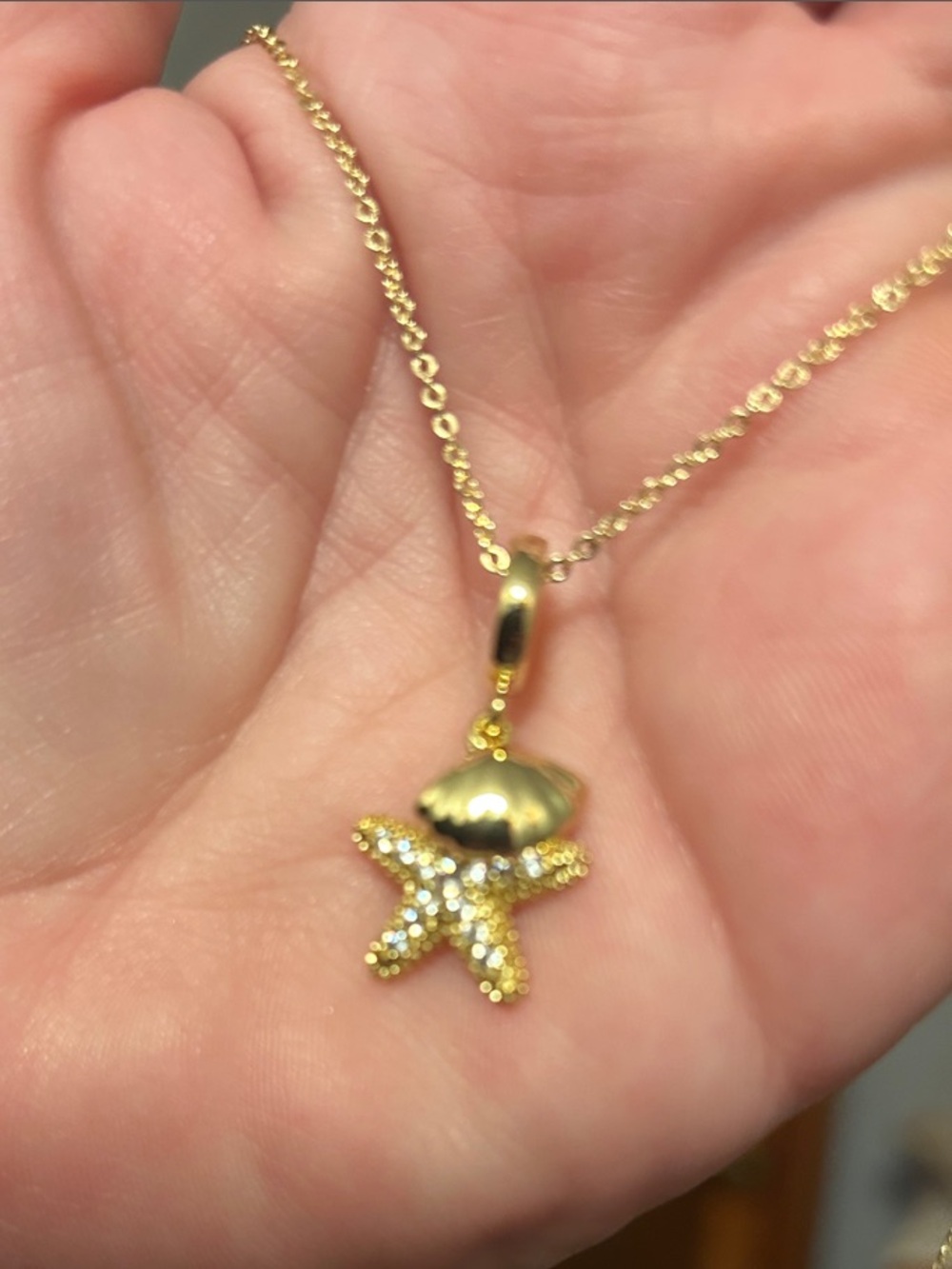 Gold Starfish & Shell Pendant Necklace NEW - Picture 4 of 4